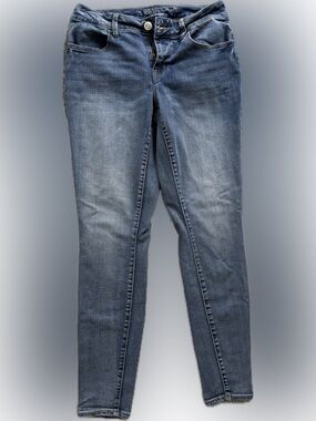 Maurice’s mid rise jeans - S